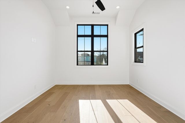 4308 Westlawn Dr, Nashville, TN 37209