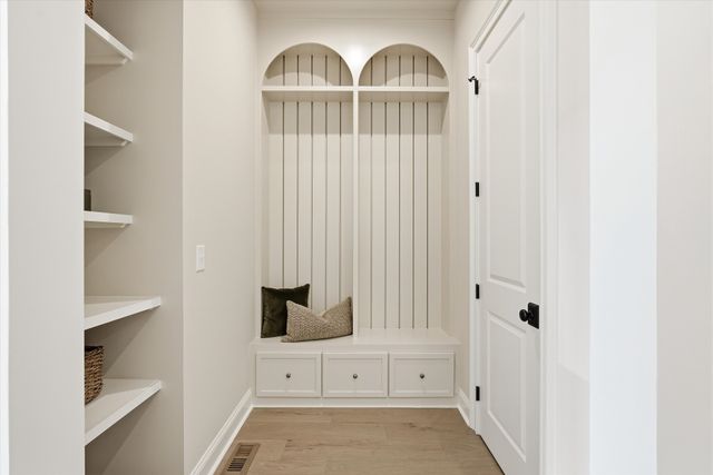 4308 Westlawn Dr, Nashville, TN 37209