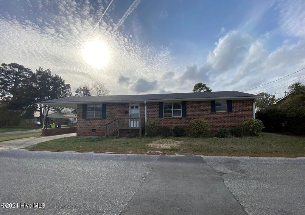 1705 Carver Street, New Bern, NC 28560