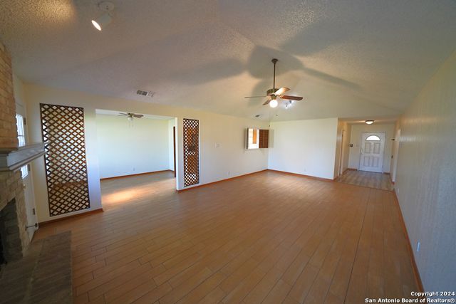 4211 COLONNEH TRL, San Antonio, TX 78218