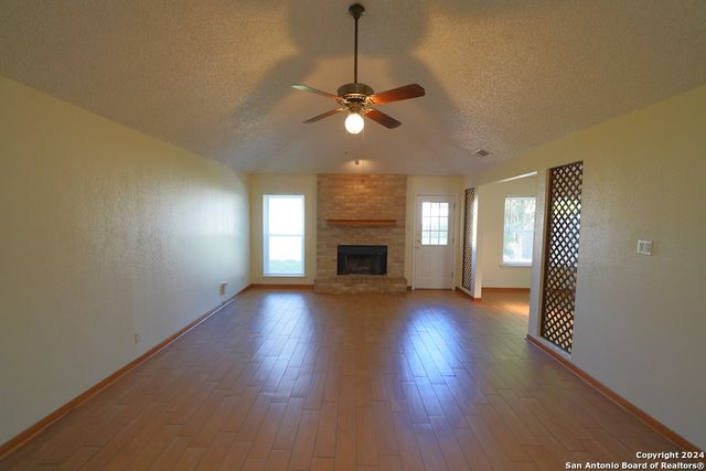 4211 COLONNEH TRL, San Antonio, TX 78218