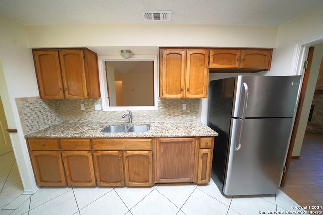 4211 COLONNEH TRL, San Antonio, TX 78218