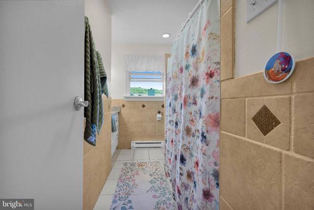 1244 TAFT AVE, Allentown, PA 18103