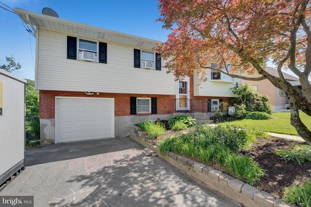 1244 TAFT AVE, Allentown, PA 18103