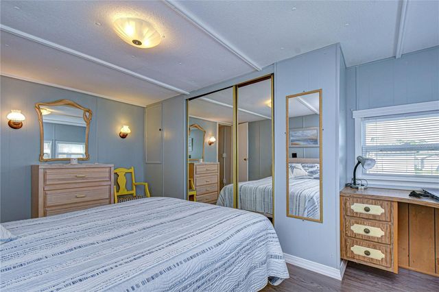 38634 LANSING AVENUE, Zephyrhills, FL 33542