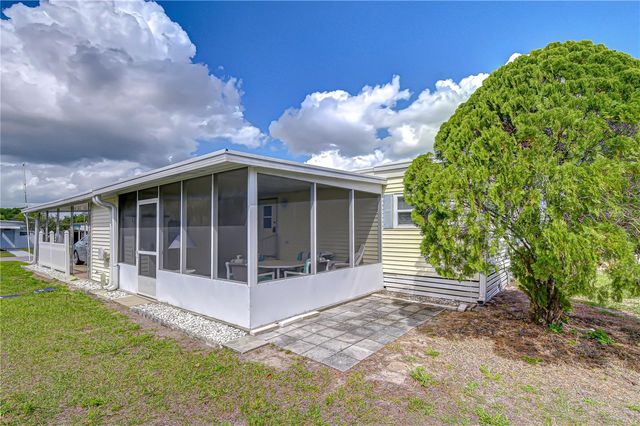 38634 LANSING AVENUE, Zephyrhills, FL 33542