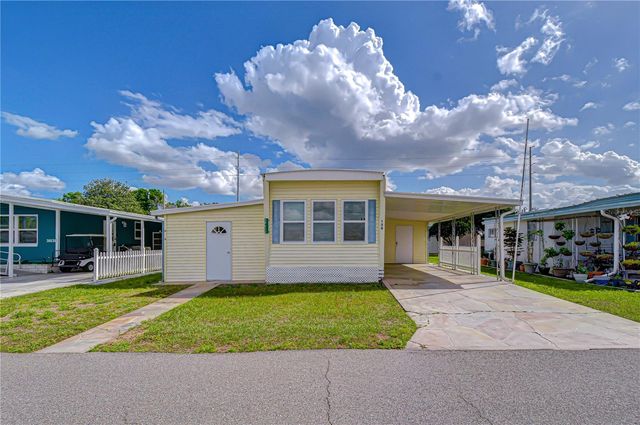 38634 LANSING AVENUE, Zephyrhills, FL 33542