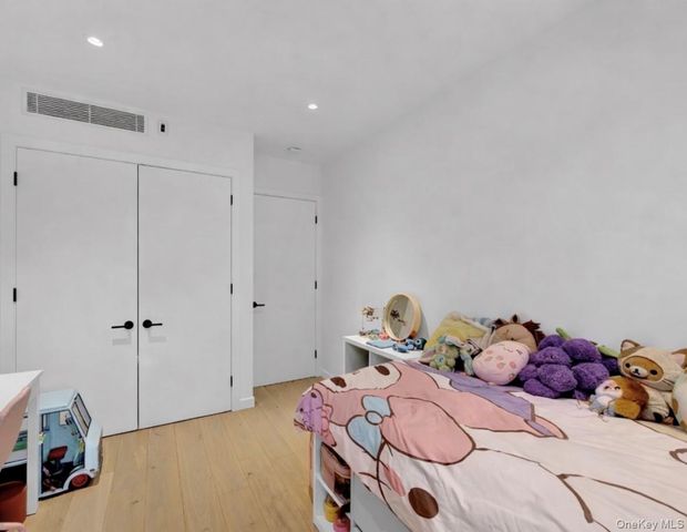 6016 68th Street, Maspeth, NY 11378