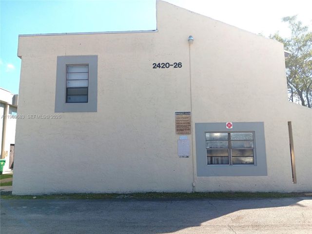 2424 NW 52nd Ave 2424, Lauderhill, FL 33313