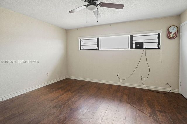 2424 NW 52nd Ave 2424, Lauderhill, FL 33313