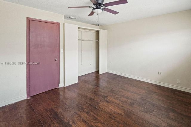 2424 NW 52nd Ave 2424, Lauderhill, FL 33313