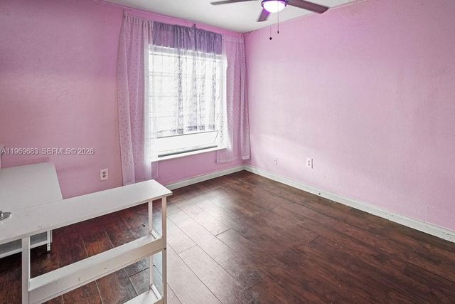 2424 NW 52nd Ave 2424, Lauderhill, FL 33313