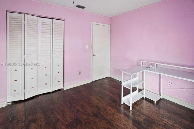 2424 NW 52nd Ave 2424, Lauderhill, FL 33313