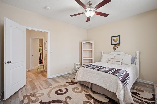 8099 Over Par Court, Burlington, KY 41005