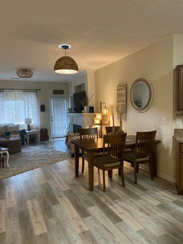 8099 Over Par Court, Burlington, KY 41005