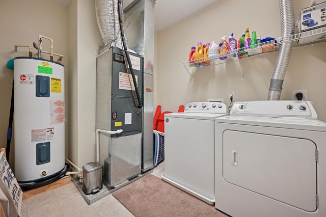 8099 Over Par Court, Burlington, KY 41005