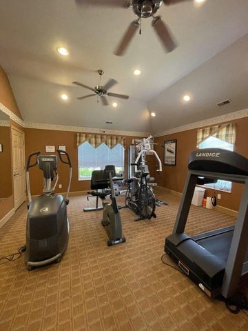 8099 Over Par Court, Burlington, KY 41005