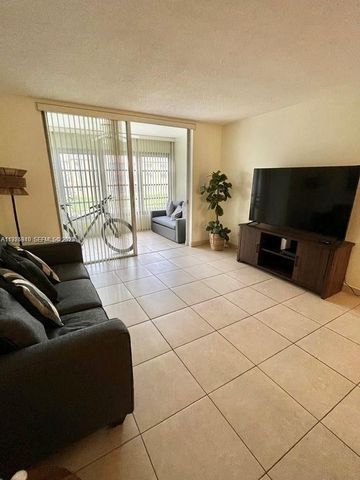5961 NW 61st Ave 208, Tamarac, FL 33319