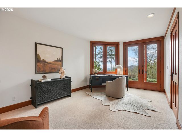 465 Nw ROYAL Blvd, Portland, OR 97210