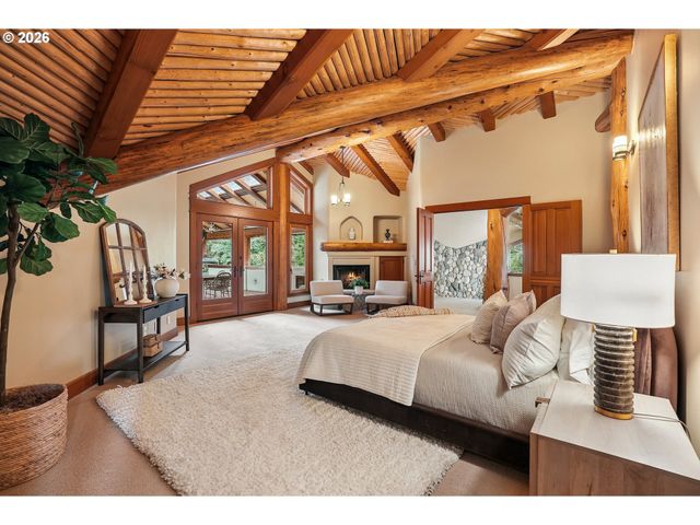 465 Nw ROYAL Blvd, Portland, OR 97210