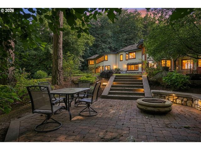 465 Nw ROYAL Blvd, Portland, OR 97210