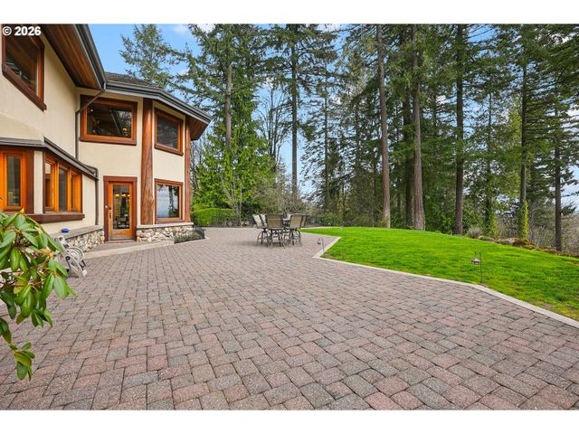 465 Nw ROYAL Blvd, Portland, OR 97210