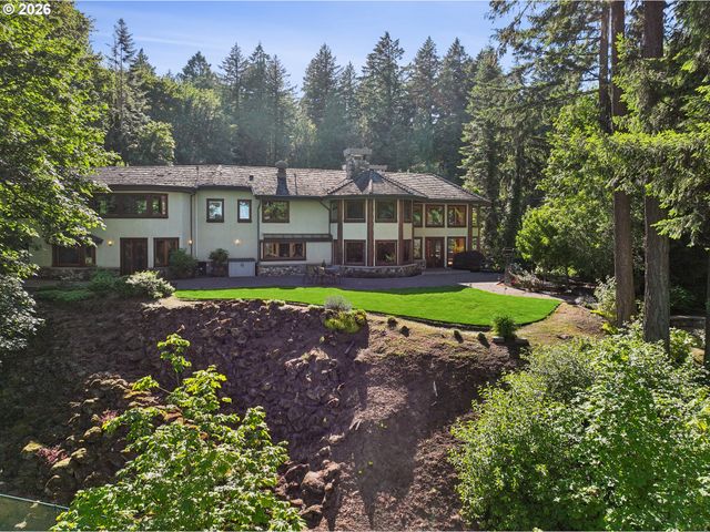 465 Nw ROYAL Blvd, Portland, OR 97210