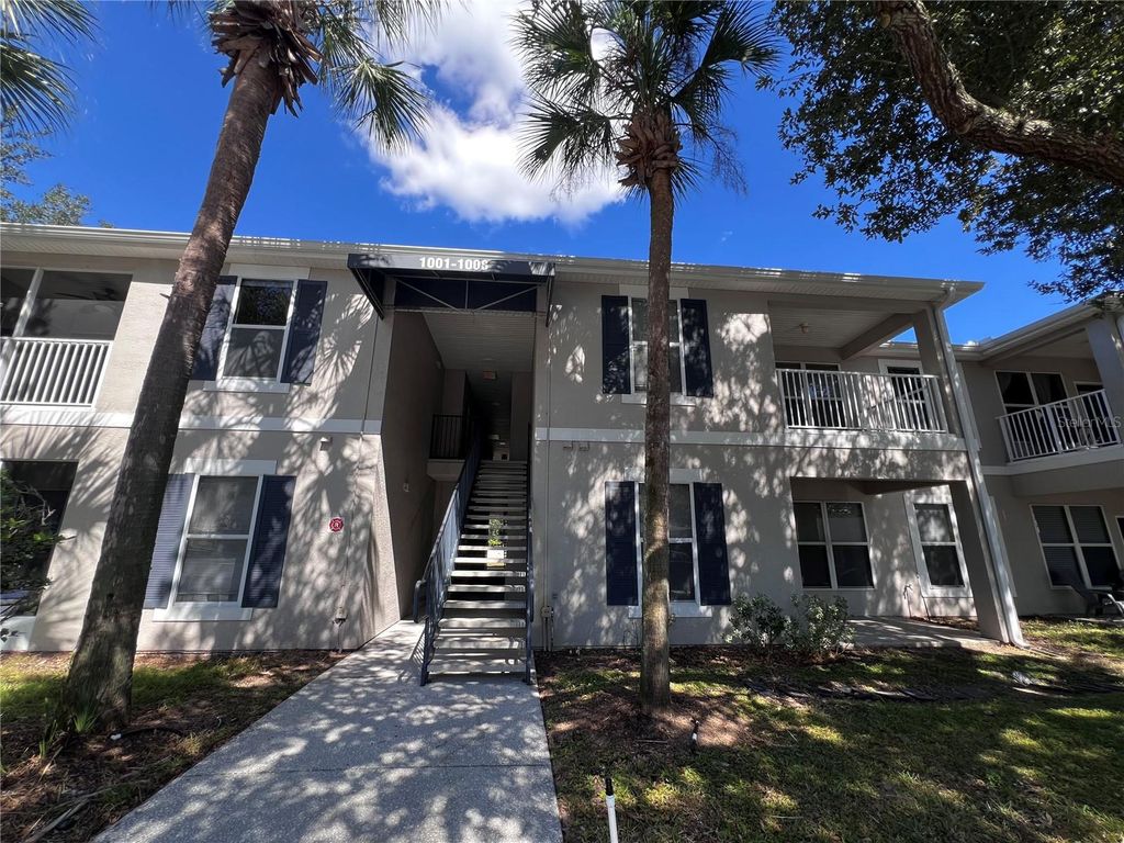 Image 1 of property listing at 1007 HEMINGWAY CIRCLE 1007, Haines City, FL 33844