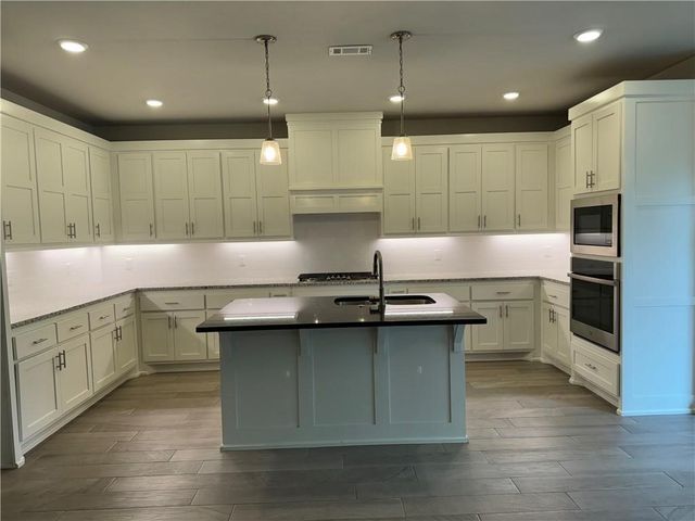 3406 SW Lucretia Road, Bentonville, AR 72713