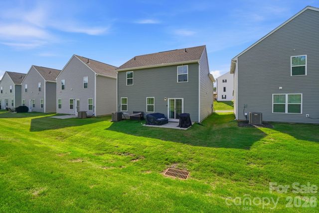 1621 Gutter Branch Drive, Charlotte, NC 28216