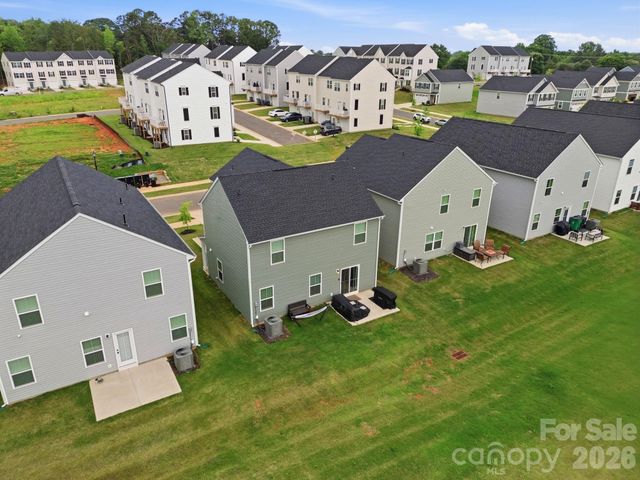 1621 Gutter Branch Drive, Charlotte, NC 28216