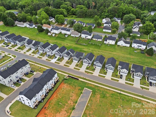 1621 Gutter Branch Drive, Charlotte, NC 28216