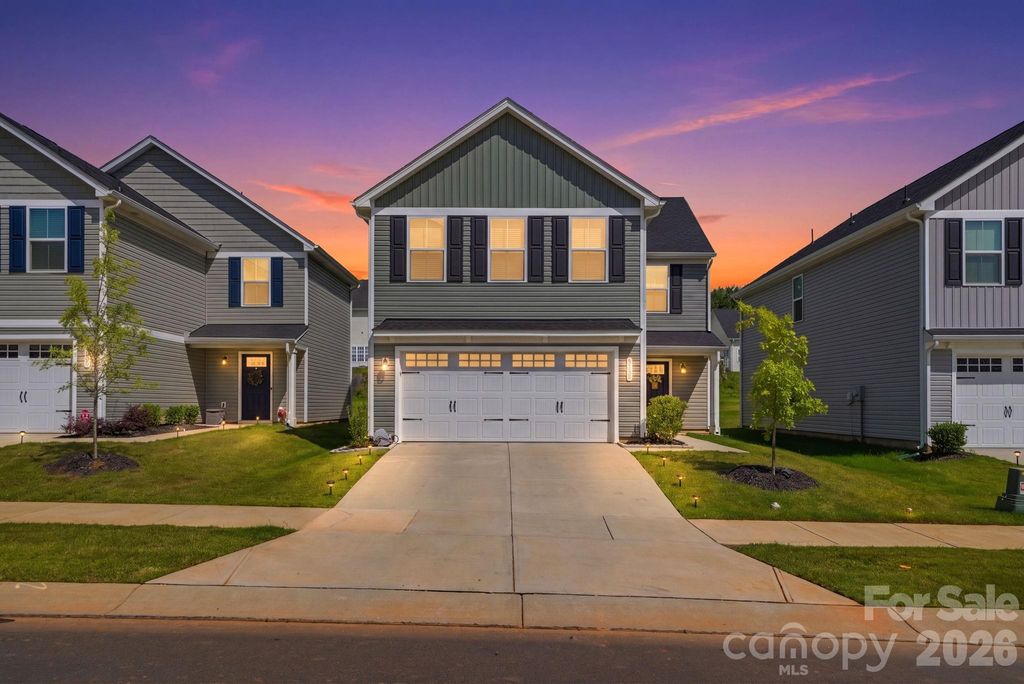 1621 Gutter Branch Drive, Charlotte, NC 28216