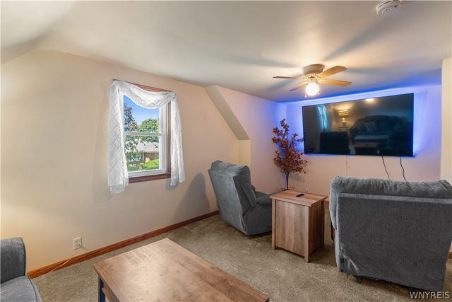 117 Emerald Drive, West Seneca, NY 14224