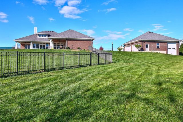 1525 Grapevine Ridge, Walton, KY 41094