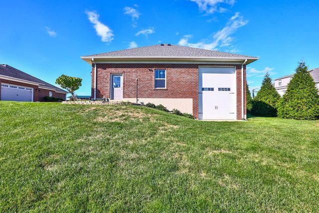 1525 Grapevine Ridge, Walton, KY 41094