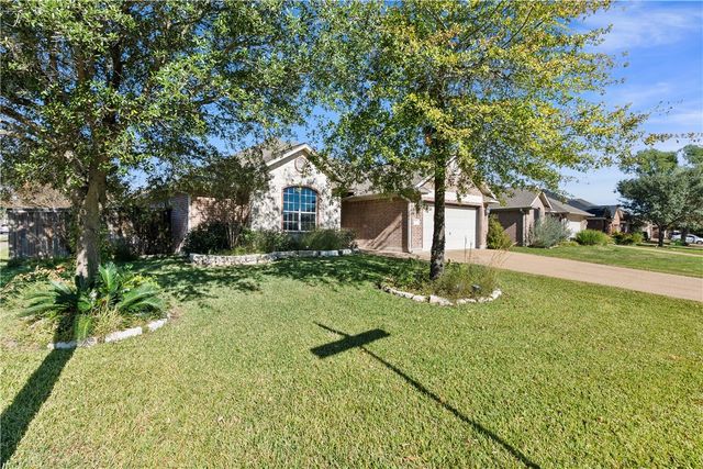 901 Barchetta Drive, College Station, TX 77845