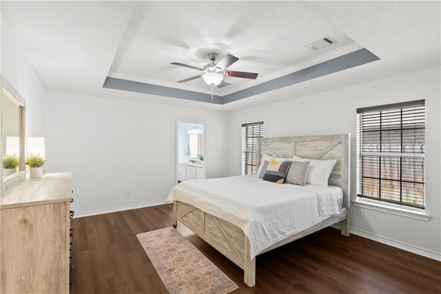 901 Barchetta Drive, College Station, TX 77845