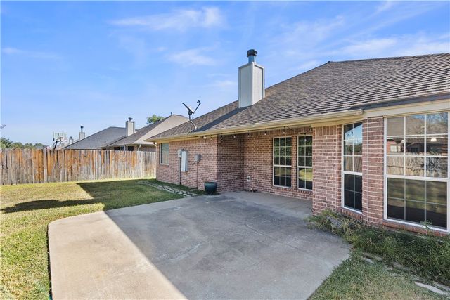 901 Barchetta Drive, College Station, TX 77845