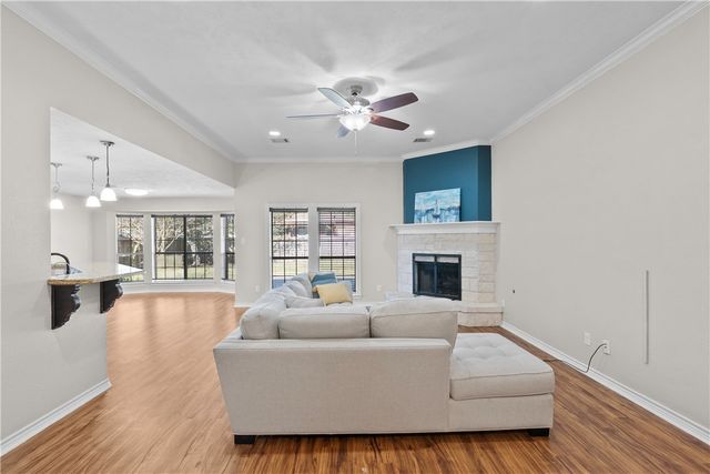 901 Barchetta Drive, College Station, TX 77845