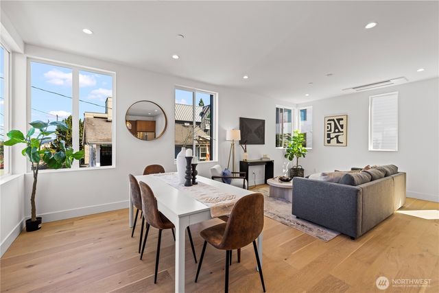 2456 55th Avenue SW, Seattle, WA 98116