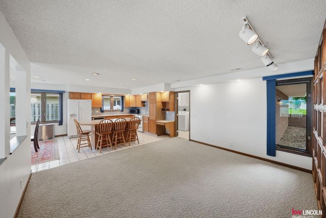 1910 Surfside Drive, Lincoln, NE 68528