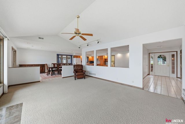 1910 Surfside Drive, Lincoln, NE 68528