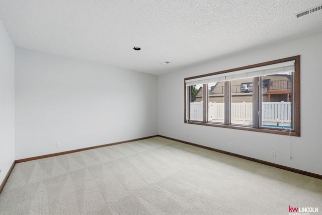 1910 Surfside Drive, Lincoln, NE 68528