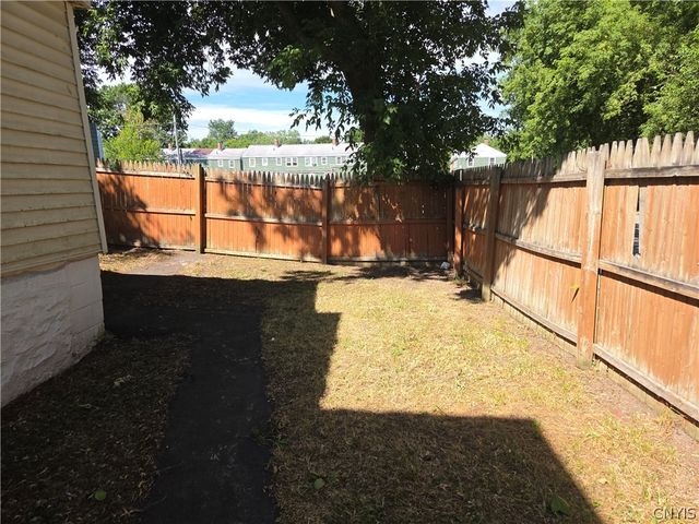 318 Hatch Street, Syracuse, NY 13205