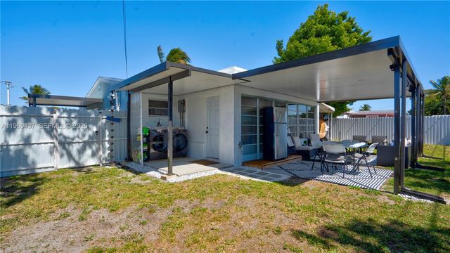 7070 SW 26th Ct, Miramar, FL 33023