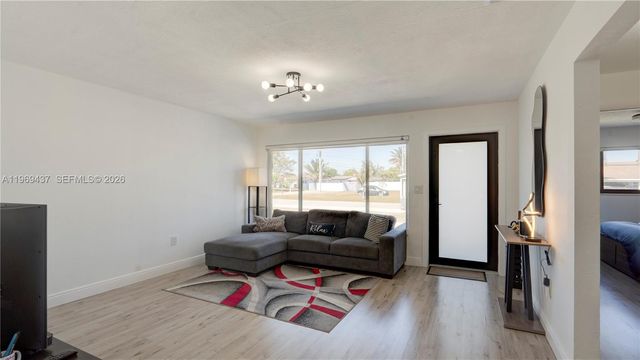 7070 SW 26th Ct, Miramar, FL 33023