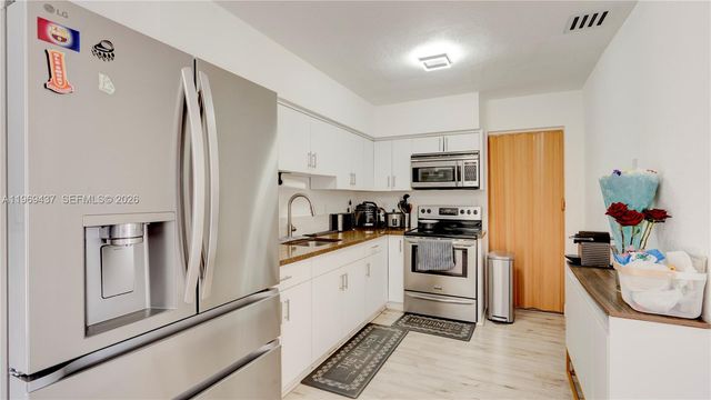 7070 SW 26th Ct, Miramar, FL 33023