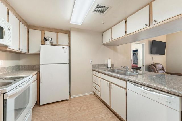 69130 Gerald Ford Drive 41, Cathedral City, CA 92234