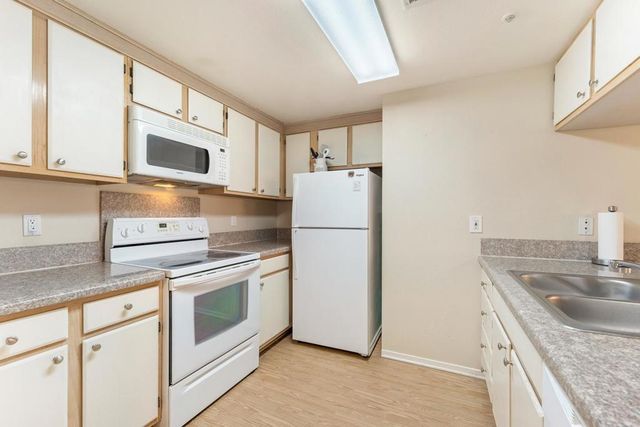 69130 Gerald Ford Drive 41, Cathedral City, CA 92234
